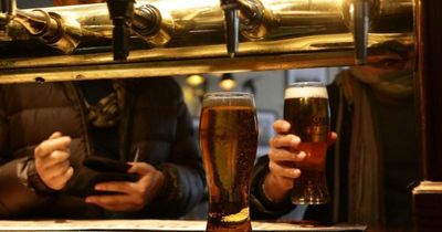 Paisley pub calls last orders for the final time as boozer closes doors