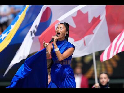 Nicole Scherzinger shares gruesome pictures of leg burns after boiling water spills on her before concert, says 'the show...'