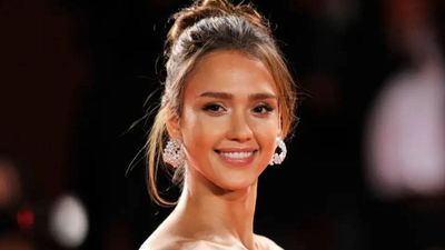 Jessica Alba helped put $6 million into The Honest Company in 2011; 4 years later, the startup reached a $1.7 billion valuation
