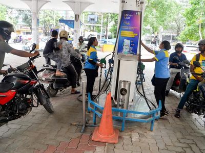 Cheaper at pumps, costlier in bulk: Jio-bp, Nayara cap diesel sales; PSUs may follow: Report