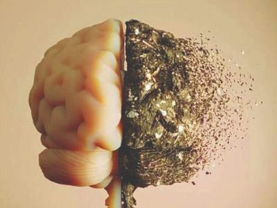What glucosamine may be doing inside the brain has scientists taking a closer look at its possible link to dementia progression