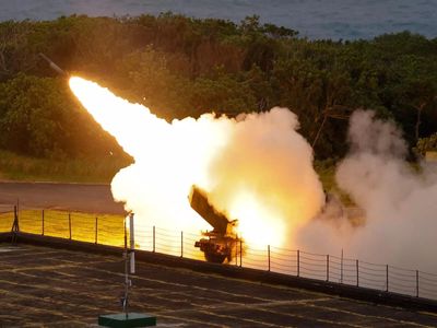 US says no China arms sale plans after envoy cites Trump offer