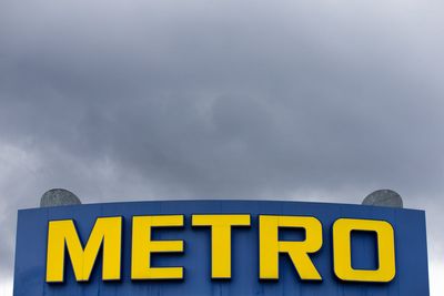 Kremlin transfers control of German retailer Metro's Russia business
