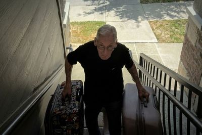 GoFundMe Refunds $745,000 to Donors After 81-Year-Old Courier's 'Neighbour' Fundraiser Turns Out To Be Run by Daughter