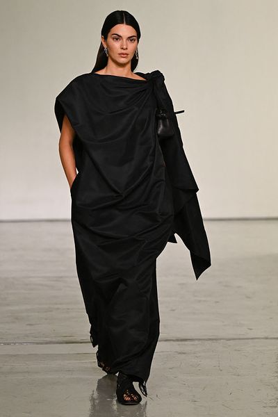 Kendall Jenner Closes Bottega Veneta's Spring 2027 Show a Decade After Her First Runway for the House