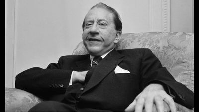 In 1932, J. Paul Getty bought Tidewater oil shares for $2.50 each during the crash. 25 years later, Fortune named him the wealthiest American with a $700 million fortune