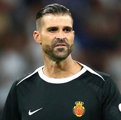 Mallorca goalkeeper Iván Cuéllar injured after ‘large structure’ in canteen falls on him