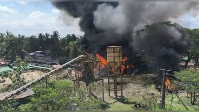 Airstrike kills dozens in Rakhine: Myanmar military hits Kyauktaw market