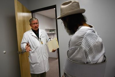 Pennsylvania Medicaid Work Rules Start in 2027: How Nearly 700,000 Enrollees Can Spot Official Letters, Texts, and Calls