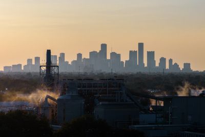 Texas Ozone Action Day Covers 16 Dallas-Fort Worth and Houston Counties Monday, a Warning for People with Asthma