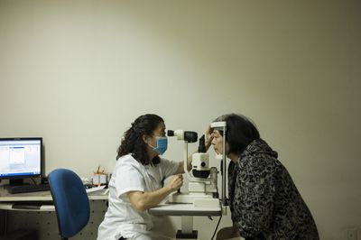 FDA Flagged GLP-1 Vision Loss Signal in 2025, but U.S. Ozempic and Mounjaro Labels Still Lack NAION Warning