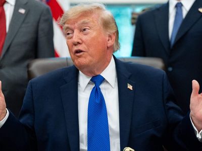 US import ban on Canadian alcohol, other products comes into effect