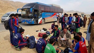 Karachi football team robbed at gunpoint by armed men on Balochistan highway