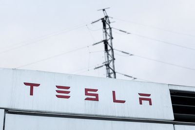Warning issued over Tesla battery system ‘fire risk’ – is yours affected?