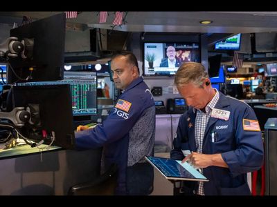 BE share price: Bloom Energy Corp stock rises over 12 per cent, shares near USD 300