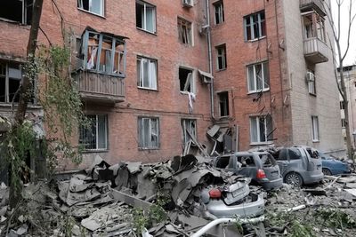 Russian Bomb Hits Sumy School During Lessons, but Shelters Save Pupils as Two Die in Nearby Homes