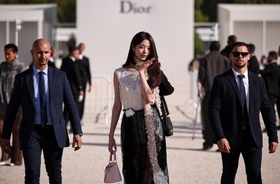 Jang Wonyoung Wears Head-to-Toe Dior From Incheon Airport to Paris Fashion Week