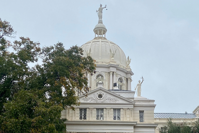 Texas Teacher Who Admitted Sex With Teenage Boy Gets Deferred Probation After Father Says Son Is 'Thriving'