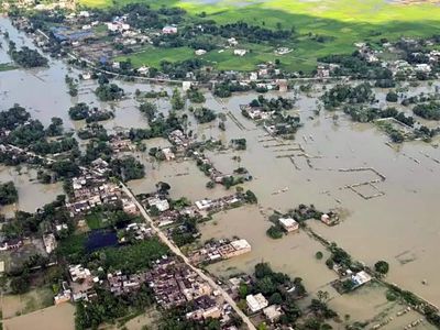 East Champaran Floods: Gandak river swells to record high, breaches embankments in Bihar