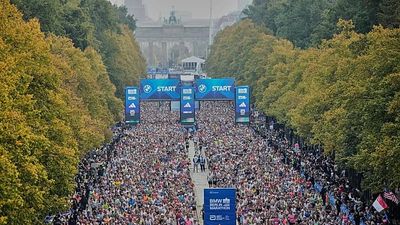 Air pollution is slowing down marathon runners, study finds
