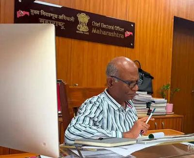 Maharashtra CEO allows voter document submission via WhatsApp for Special Intensive Revision of electoral rolls