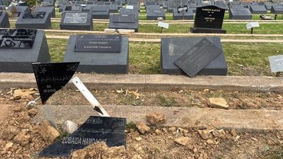 Attacks on Muslim graves fuelled by One Nation: leader