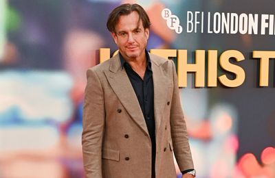 Will Arnett 'very happy' in new romance