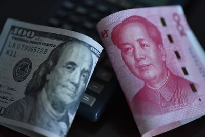 ‘No way’ the yuan challenges the U.S. dollar—though it might gain ground against the pound or yen, says Standard Chartered’s China CEO