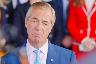 Police officer under investigation after ‘failing to spot’ Farage firebomb suspect