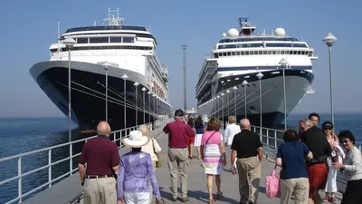 Florida mother went on a cruise, but police say her four children were found hiding in a bathroom at home: ‘You cannot make this up’