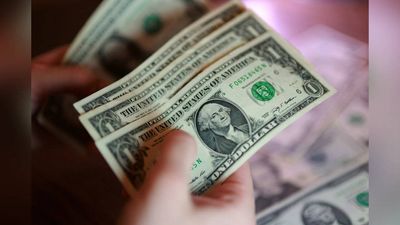 In 1935, Grace Groner, a secretary, invested $180 in her employer Abbott; 75 years later, it had grown to about $7 million