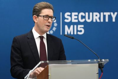 At least 100 UK academics may be helping to develop Chinese spy tech, MI5 warns