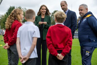 William and Kate surprise Kevin Sinfield on charity ultra-marathon challenge