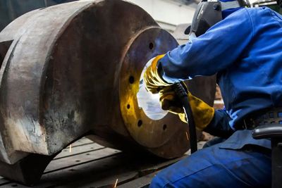 India’s industrial jobs cross 2 cr mark in 2024-25