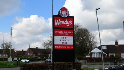 Illinois Wendy’s worker told co-worker, ‘I am going to kill you,’ before allegedly attacking her with a knife. Now she regrets it