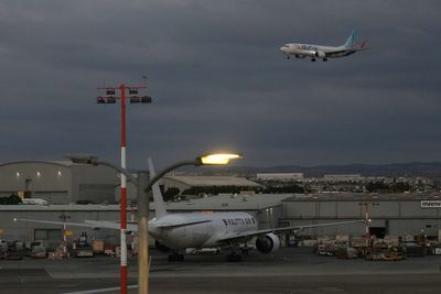 Off-duty British pilot ‘helped rescue plane’ after alleged stabbing in cockpit