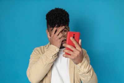 The cost of scheduling conversations