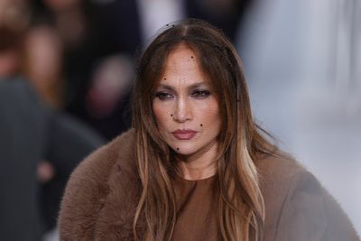 Jennifer Lopez in the rain, dolphins on T-shirts: Stella McCartney declares war on seafood in Paris