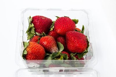 Your Strawberries Molded 2 Days After You Bought Them — Should the Grocery Store Refund You?