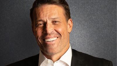 Tony Robbins Turns His Attention to Venezuela as Stars Rally for Earthquake Survivors