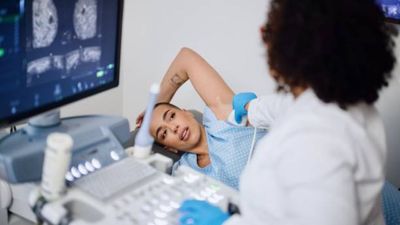 Nonhormonal Hot Flash Pill Lynkuet Gets FDA Priority Review for Breast Cancer Patients on Hormone Therapy