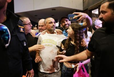 Netanyahu says too early to tell who was behind plane incident as flydubai halts all flights to Israel