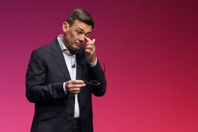 Andy Burnham crying about his dad was exactly what men need to see
