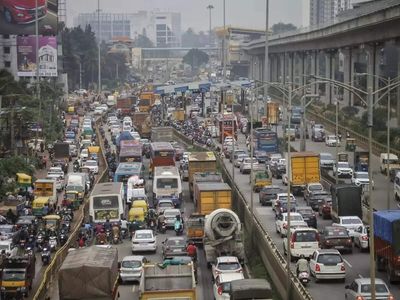 Bengaluru traffic rules may get stricter: Govt mulls Rs 5,000 fine for one-way driving and other offences, licence suspension through penalty-point system and a carpooling rule