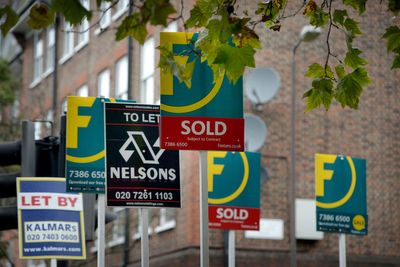 What happened to UK house prices in September?