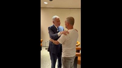 “I grabbed the controls”: FlyDubai survivor recounts dramatic cockpit attack as he meets Netanyahu
