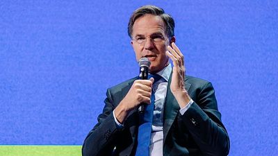 Rutte responds to Moscow's nuclear threats, and the UK leader weighs re-joining the EU