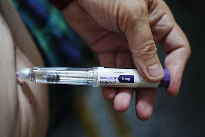 New weight loss drug combination helps patients lose 54 pounds in less than a year