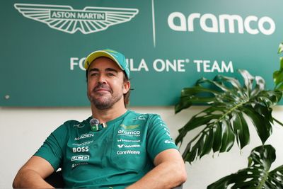 The reasons behind Alonso renewing F1 contract with Aston Martin