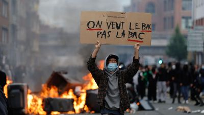 French PM holds crisis meeting as student protests spread nationwide